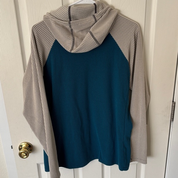 Like New Melanzana Micro Grid Hoodie V2 White/Blue (Size Women’s M) - Picture 5 of 5